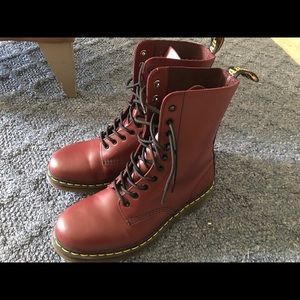 Almos brand new Dr. Martens!